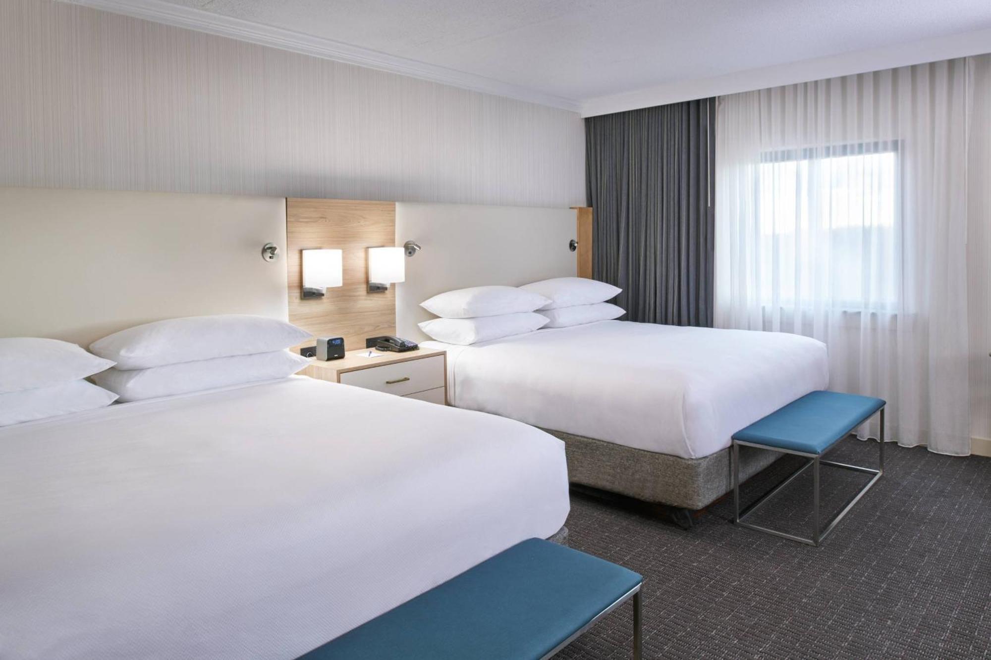 Delta Hotels By Marriott Detroit Novi 파밍턴힐스 외부 사진